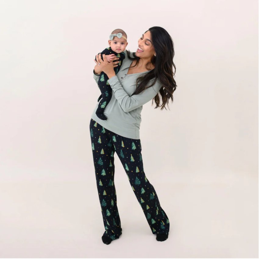 Printed Zippered Footie - Twinkle Tree