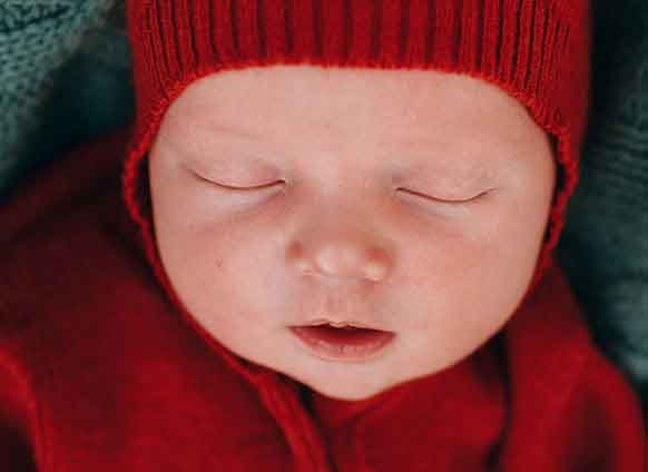Newborn Essentials: Must-Haves to Navigate Through Parenthood